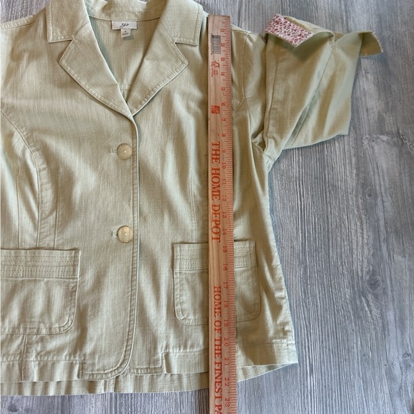 J. JILL Light Green Light Cotton Textured Unlined Jacket, Floral Flip Cuffs Sz 8 - Picture 10 of 13